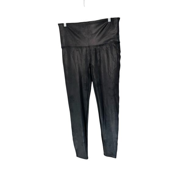 Spanx Plus Pull On Stretch Slimming Shaping Faux Leather Black Leggings Size 1X - Picture 2 of 12